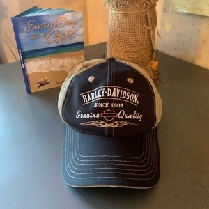 Genuine NEW HARLEY DAVIDSON HAT, ball cap style. BLACK/TAN, one size fits all.